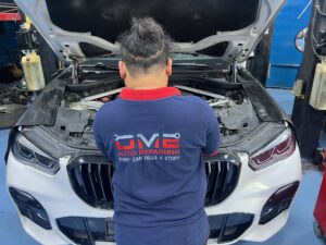 DME Auto Repairing Mechanic Fixing Engine Problem of BMW