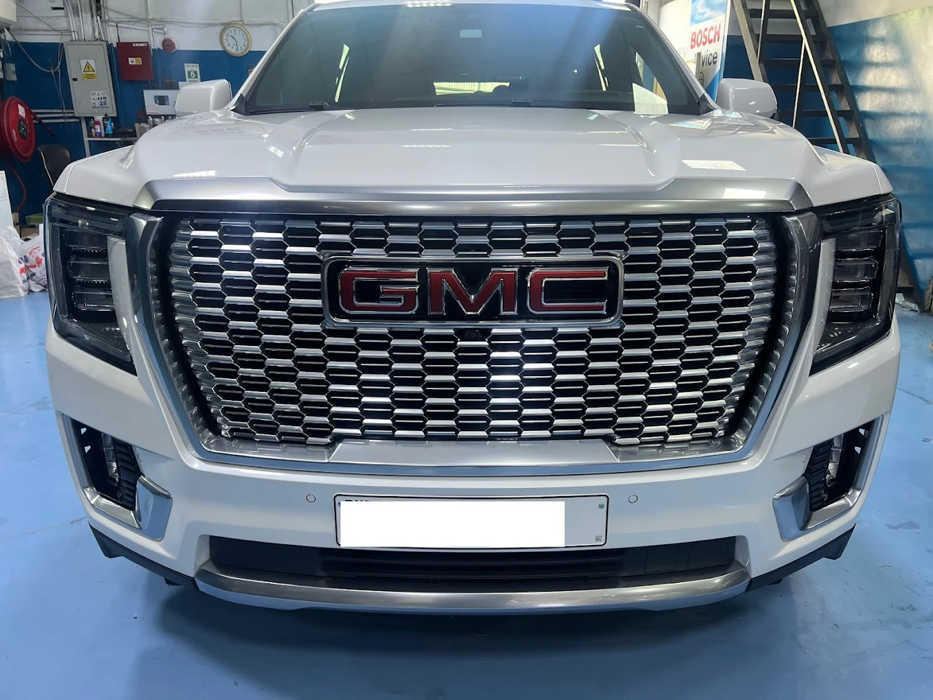 GMC Yukon in DME Auto Workshop